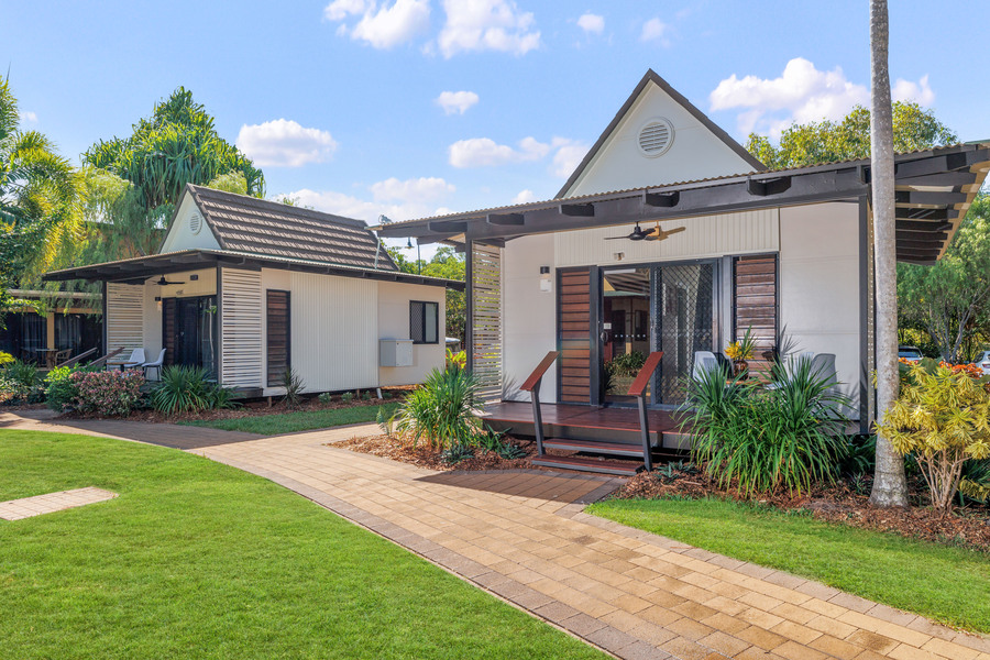 Deluxe Bungalow at Mercure Darwin Airport Resort