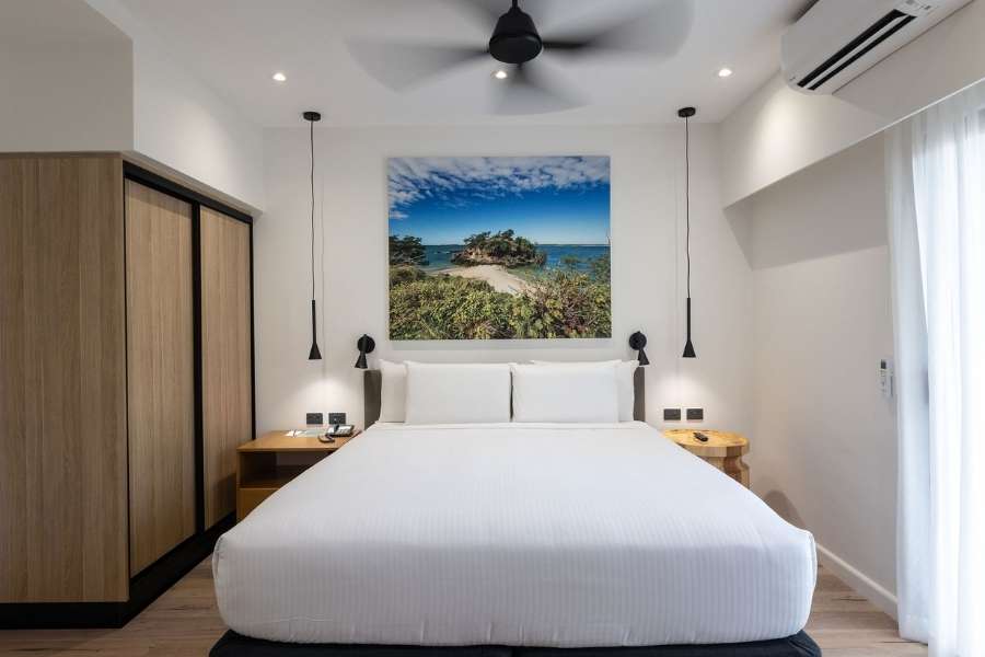 Deluxe King Suites at Mercure Darwin Airport Resort