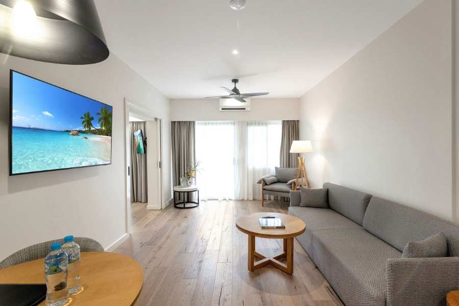 Deluxe King Suites at Mercure Darwin Airport Resort
