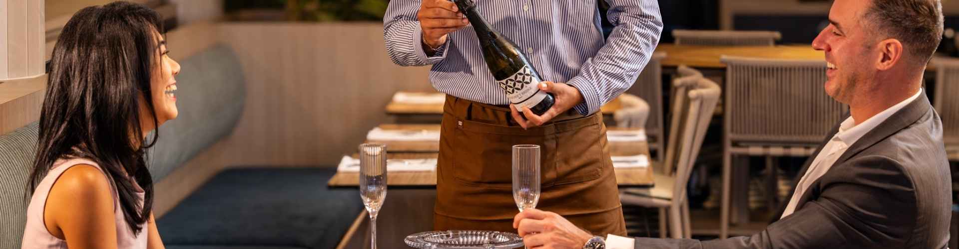 Dining at Darwin Airport Resorts